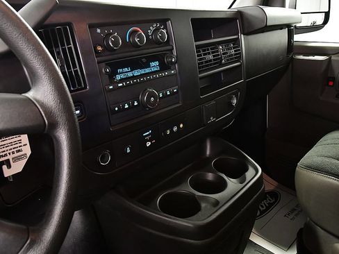 Used 2025 GMC Savana 2500 w/ Driver Convenience Package RWD image 18