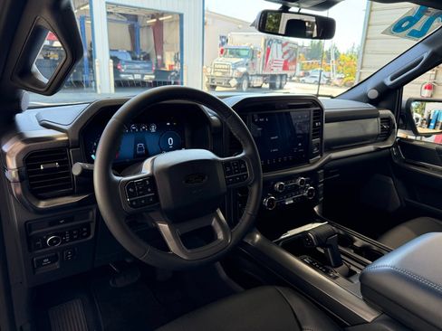 Used 2026 Ford F150 Lariat w/ Equipment Group 501A Mid AWD/4WD image 13