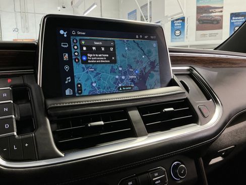 Used 2023 Chevrolet Tahoe High Country AWD/4WD image 21