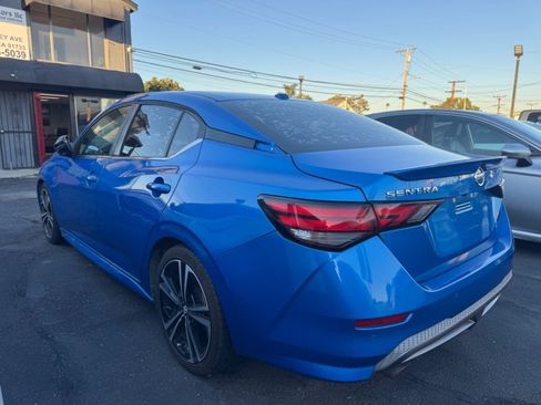 Used 2021 Nissan Sentra SR w/ SR Premium Package FWD image 4