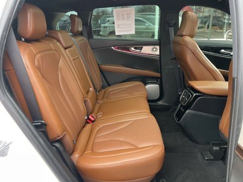 Certified 2023 Lincoln Nautilus Reserve AWD/4WD image 20