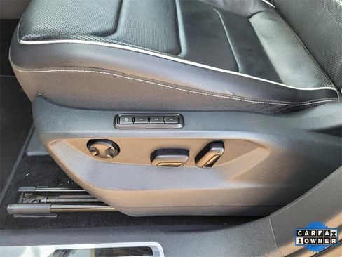 Used 2022 Volkswagen Tiguan SEL R-Line image 23