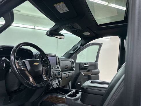 Used 2019 Chevrolet Silverado 1500 High Country w/ Trailer Camera Package image 30