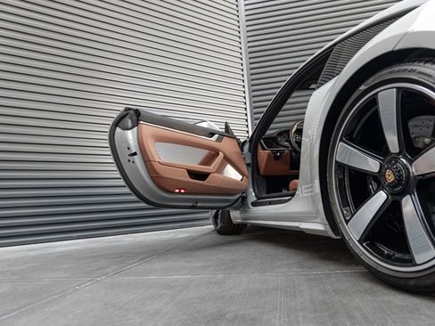 Certified 2023 Porsche 911 Sport Classic RWD image 16