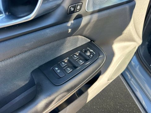 Used 2022 Volvo S60 T8 Polestar w/ Protection Package Premier image 18