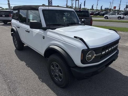 New 2026 Ford Bronco Big Bend image 3