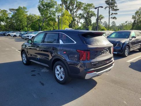 New 2026 Kia Sorento LX FWD image 3