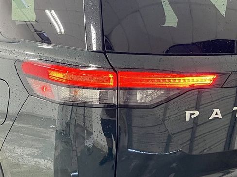 Used 2024 Nissan Pathfinder Platinum w/ Cargo Package image 14