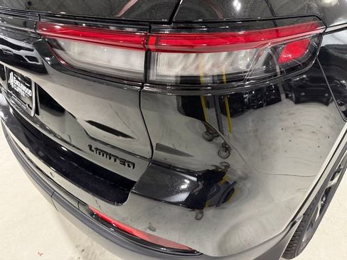 New 2025 Jeep Grand Cherokee Limited image 12