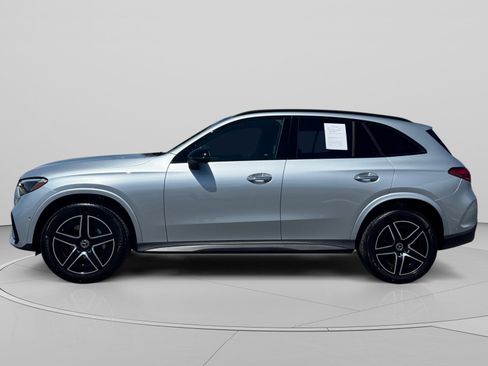 Used 2026 Mercedes-Benz GLC 300 4MATIC image 2