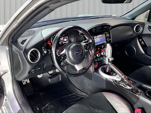 Used 2017 Subaru BRZ Limited w/ Popular Package #3 RWD image 16
