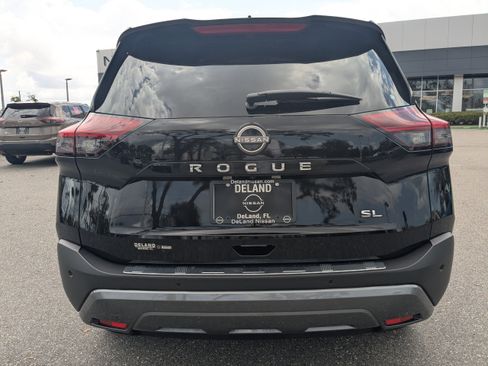 Certified 2023 Nissan Rogue SL w/ SL Premium Package image 5