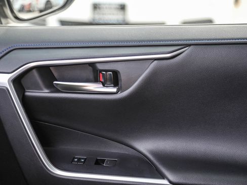 Used 2022 Toyota RAV4 XSE image 21