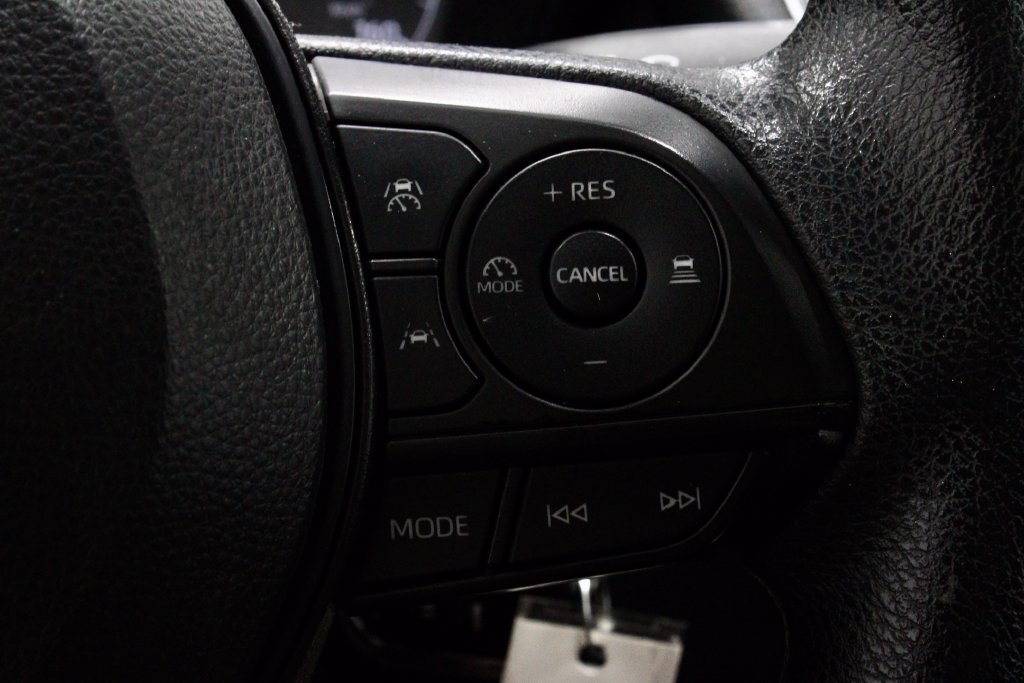 Used 2024 Toyota Corolla LE FWD image 21