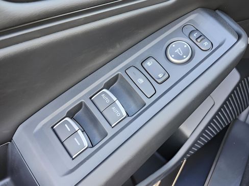 New 2025 Honda Accord SE image 36