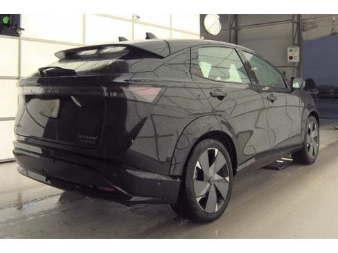 Used 2023 Nissan Ariya AWD/4WD image 3