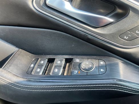 Used 2021 Nissan Rogue SL w/ Premium Package FWD image 11