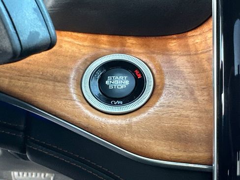 Used 2021 Jeep Grand Cherokee L Summit image 35