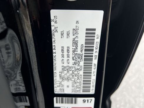 Used 2025 Toyota Tacoma TRD Sport AWD/4WD image 26