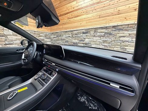 Used 2025 Hyundai Palisade Calligraphy AWD/4WD image 13