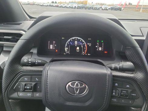 New 2025 Toyota Tacoma SR5 image 28