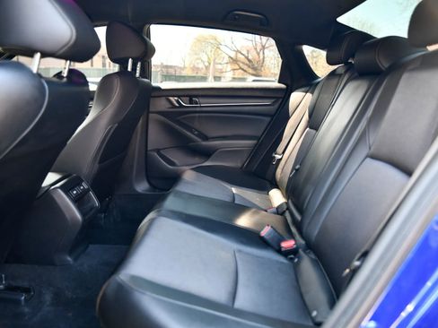 Used 2022 Honda Accord Sport image 21