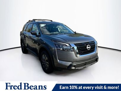 New 2025 Nissan Pathfinder SV