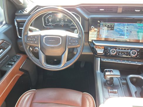 Used 2022 GMC Sierra 1500 Denali Ultimate image 13