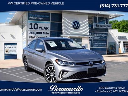 Certified 2025 Volkswagen Jetta SE