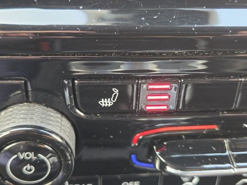 Used 2024 Jeep Grand Cherokee Altitude AWD/4WD image 28