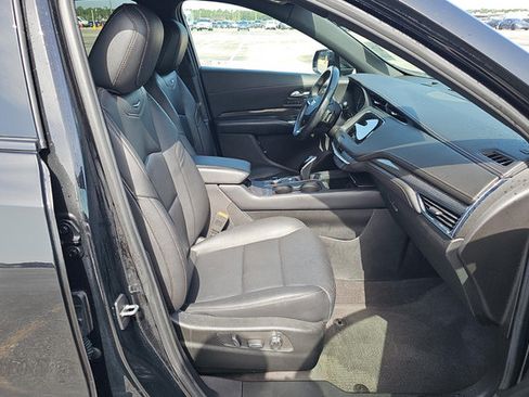 Used 2023 Cadillac XT4 Sport FWD image 8