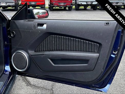 Used 2010 Ford Mustang Shelby GT500 RWD image 24