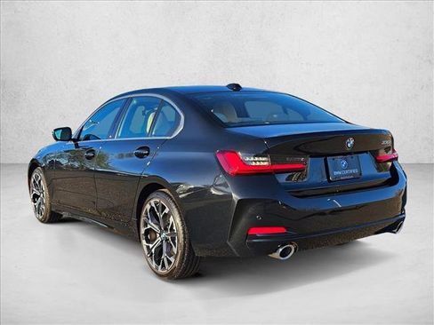 Certified 2025 BMW 330i 330i w/ M Sport Package image 9