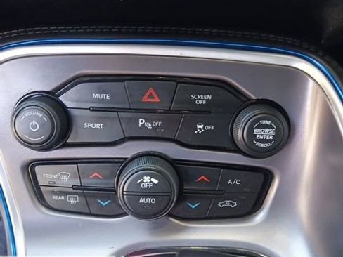 Used 2019 Dodge Challenger R/T w/ Driver Convenience Group image 49