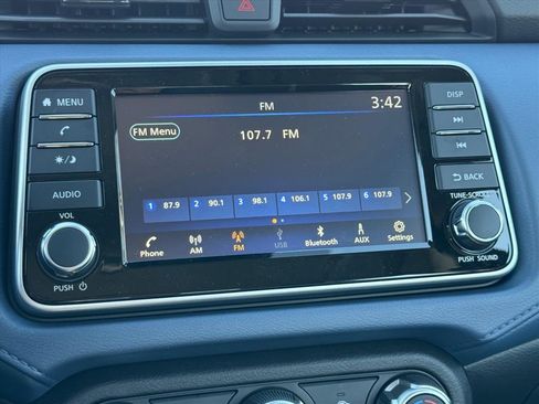 New 2025 Nissan Versa SV w/ Trunk Package image 22