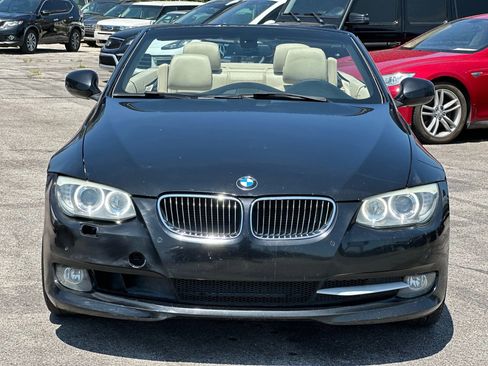 Used 2011 BMW 328i Convertible image 3