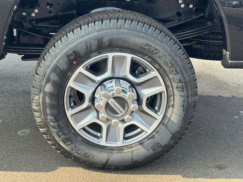 New 2026 Ford F250 Lariat w/ Lariat Premium Package image 11