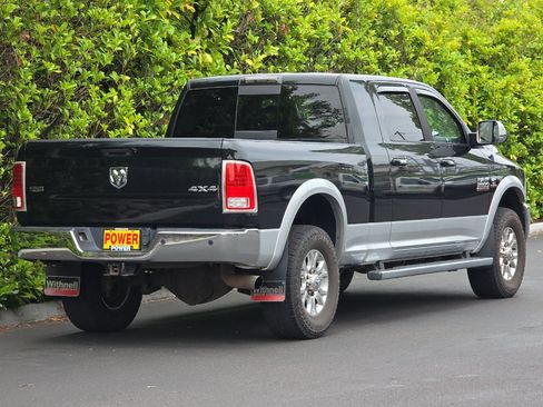 Used 2015 RAM 3500 Laramie w/ Convenience Group AWD/4WD image 4