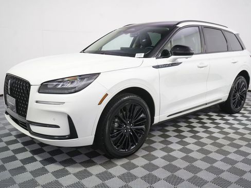 New 2026 Lincoln Corsair Premiere AWD/4WD image 2