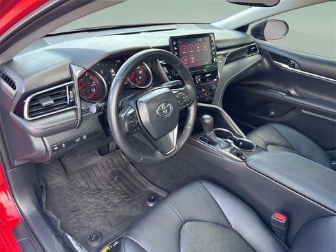 Used 2023 Toyota Camry XSE image 18