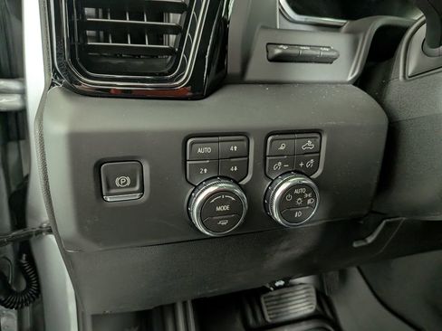 New 2026 GMC Sierra 3500 AT4 w/ AT4 Premium Plus Package image 20