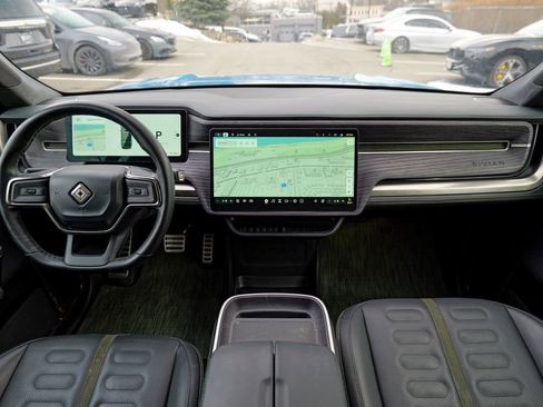 Used 2024 Rivian R1S Adventure image 38