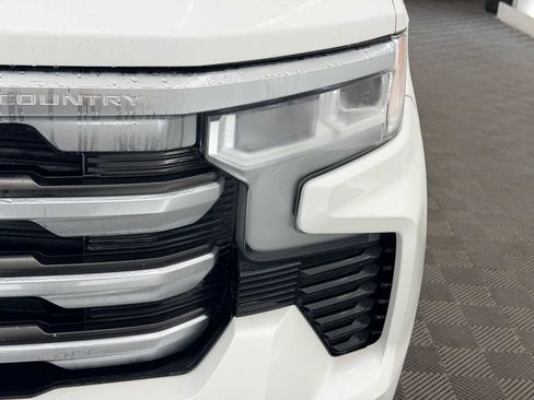 Used 2023 Chevrolet Silverado 1500 High Country image 10