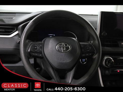 Certified 2024 Toyota RAV4 XLE AWD/4WD image 7