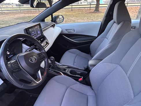 Used 2022 Toyota Corolla SE w/ Carpet Mat Package (TMS) image 10