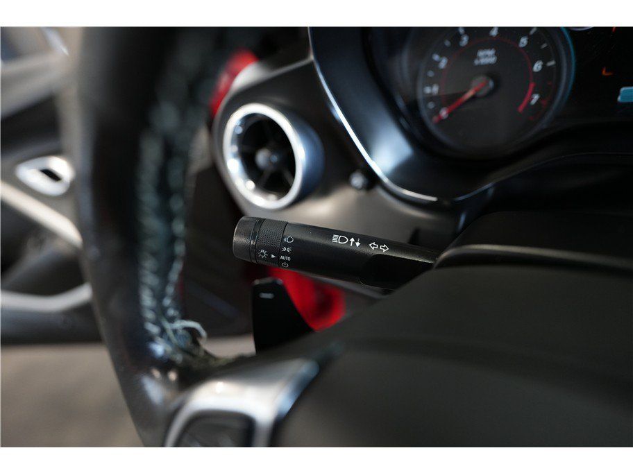Used 2017 Chevrolet Camaro SS RWD image 18