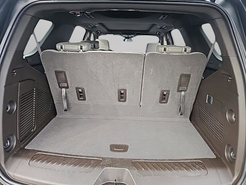 Used 2023 Chevrolet Tahoe LT image 34