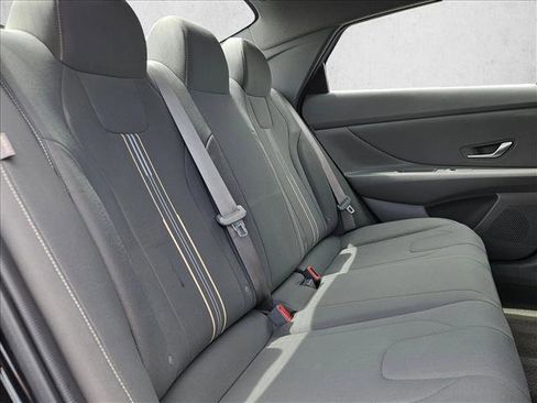 Used 2025 Hyundai Elantra Sport FWD image 25