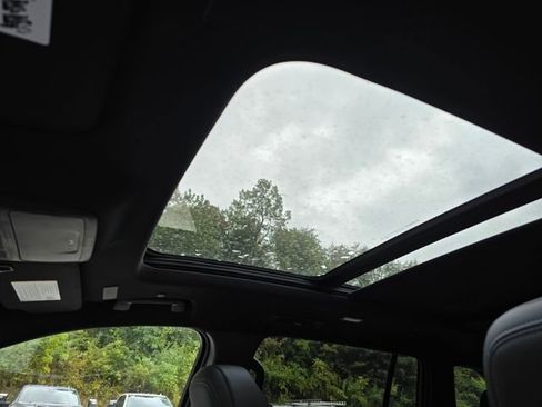 New 2026 Buick Enclave Sport Touring w/ Super Cruise Package image 10