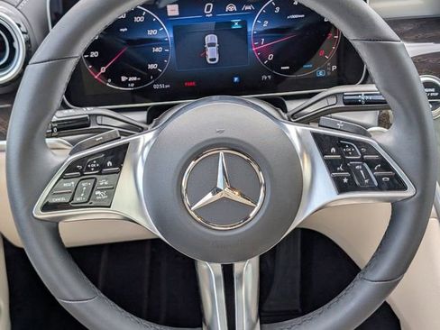 Used 2026 Mercedes-Benz GLC 300 4MATIC image 13